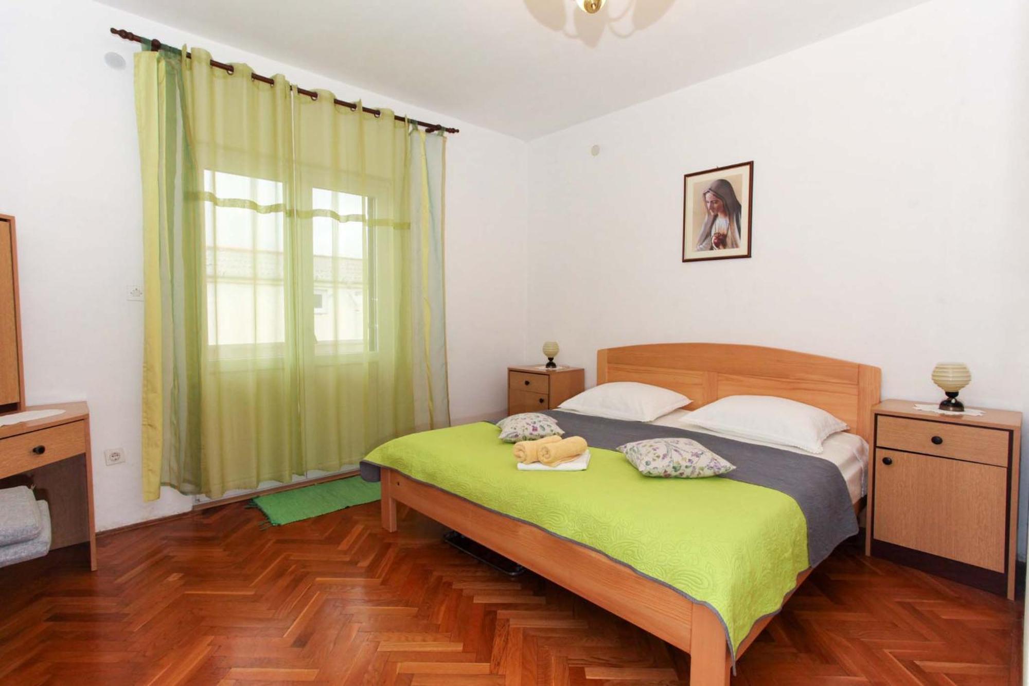 Apartmani Mila Паг Екстериор снимка