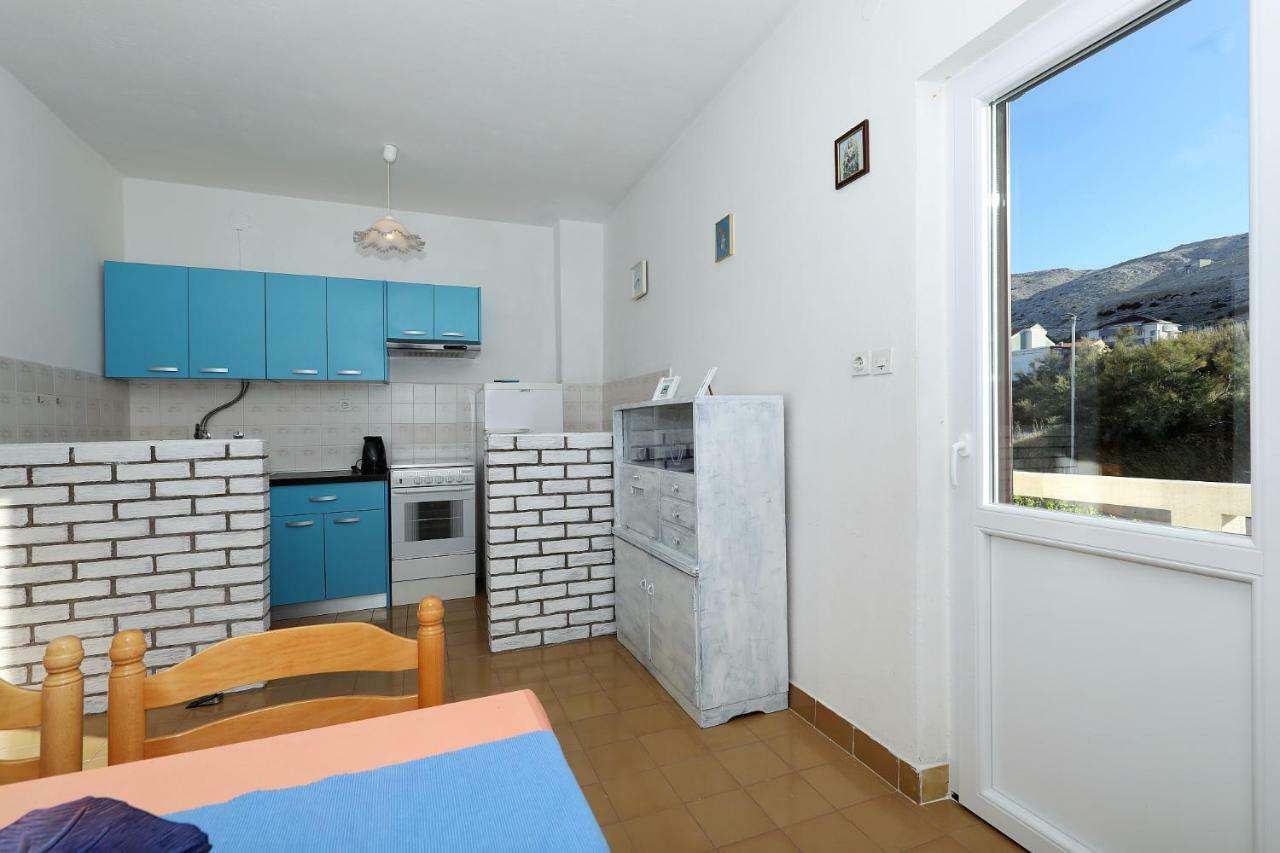 Apartmani Mila Паг Екстериор снимка