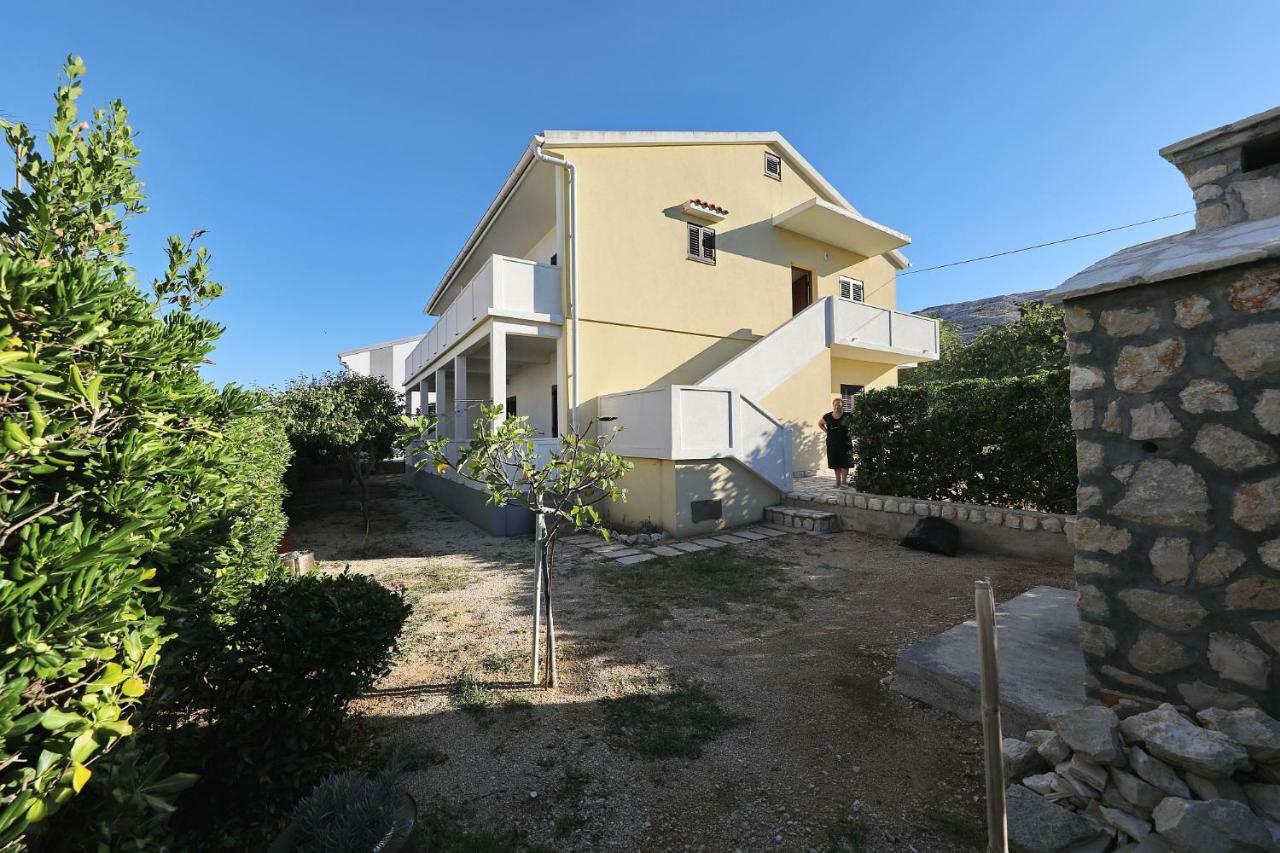 Apartmani Mila Паг Екстериор снимка