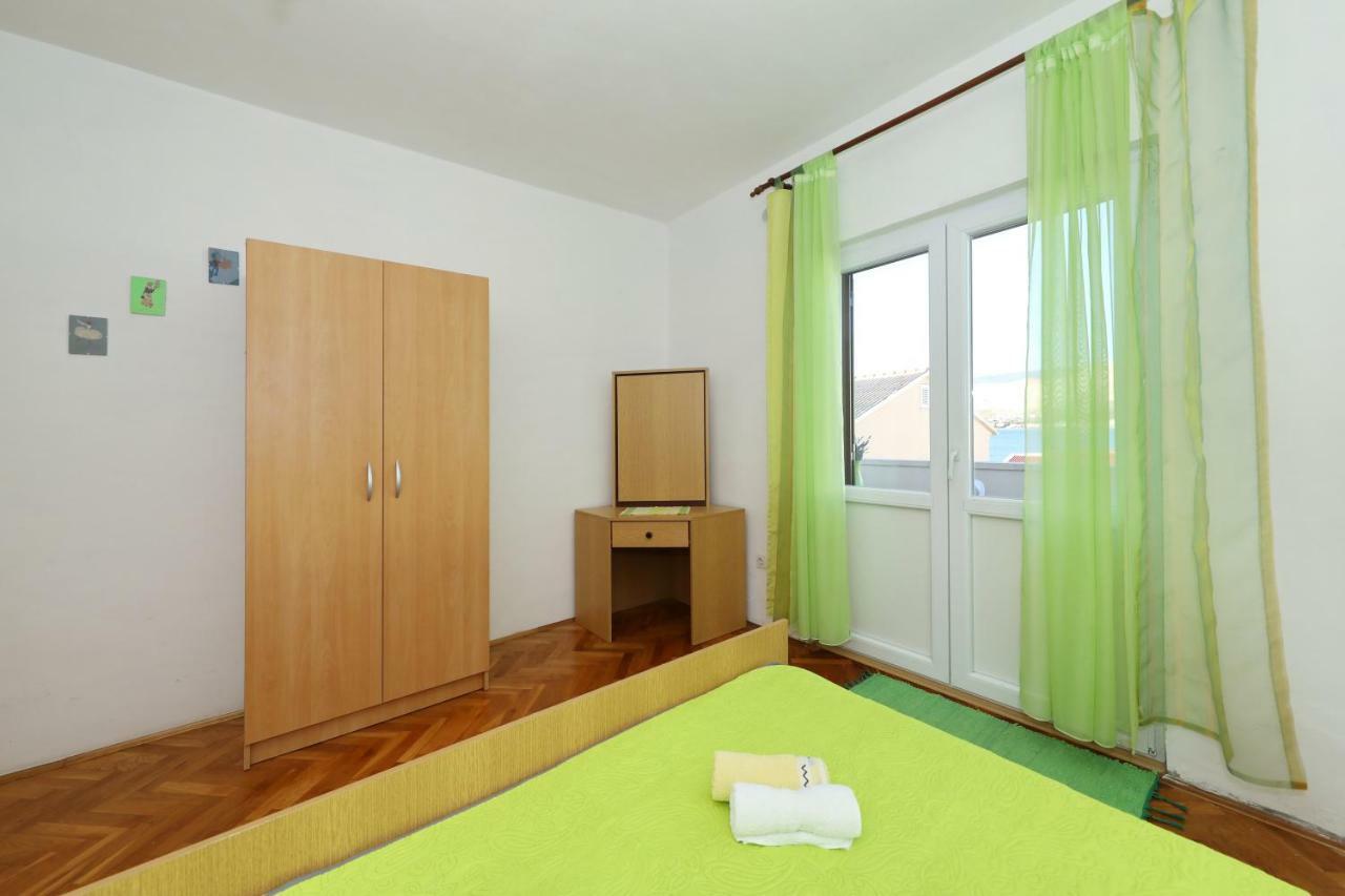 Apartmani Mila Паг Екстериор снимка